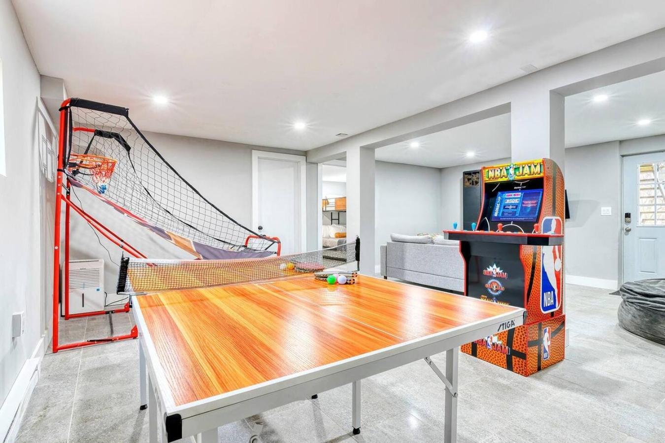 Fun Home 4 Endless Enjoyment With Game Room & Hot Tub Long Pond Exterior foto